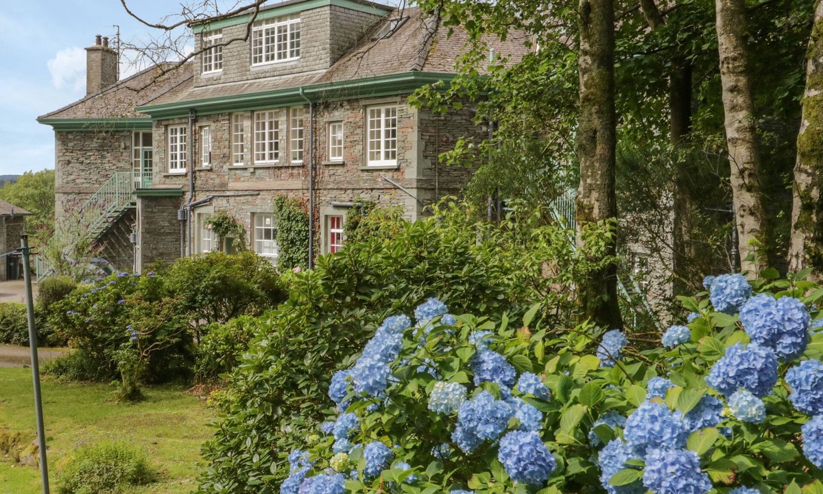 Ambleside Cottage | SETHERA, family friendly in Ambleside