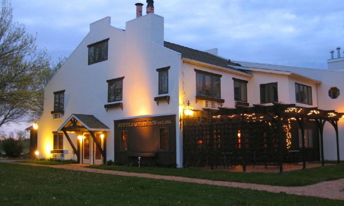 Fish Creek Bed & Breakfast | Settlement Inn & Lavender Spa