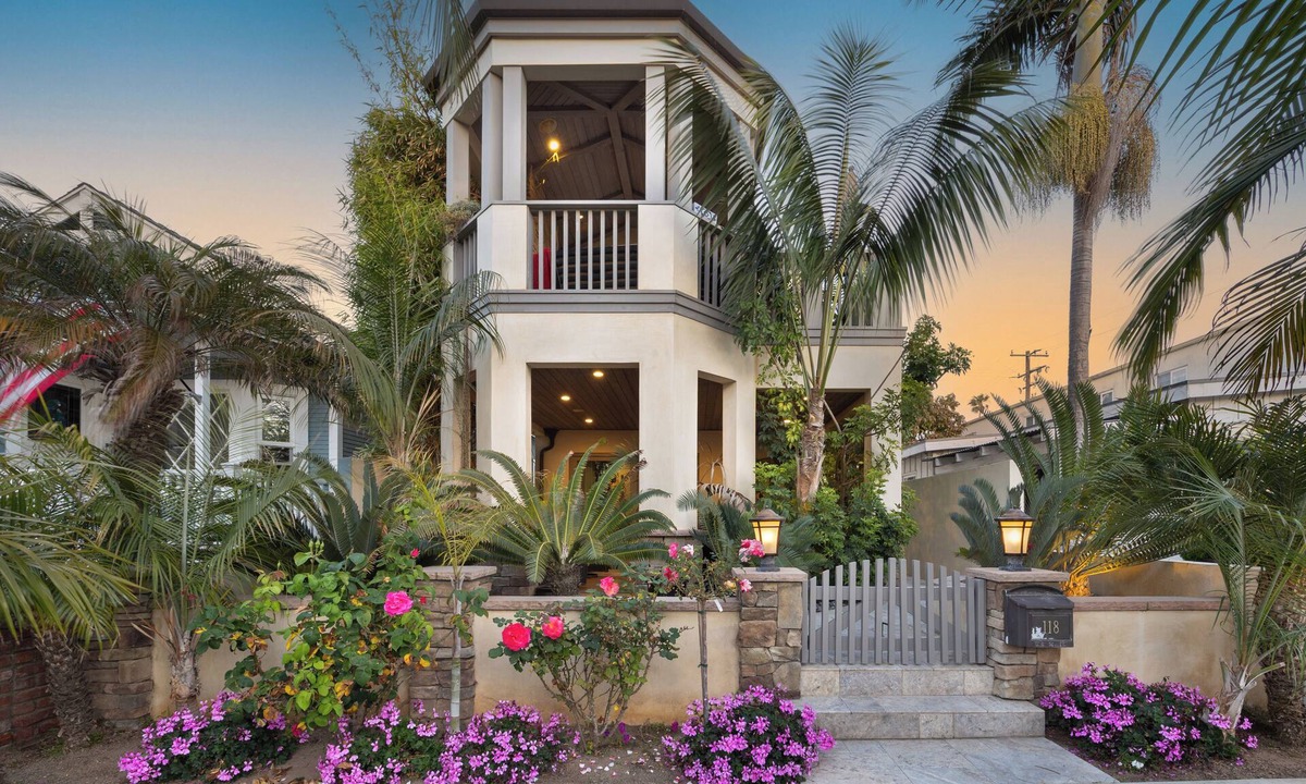 Old Towne House | Seventh & Shore | Stylish Seal Beach Home w/Elevator, Fireplace + Bold Design