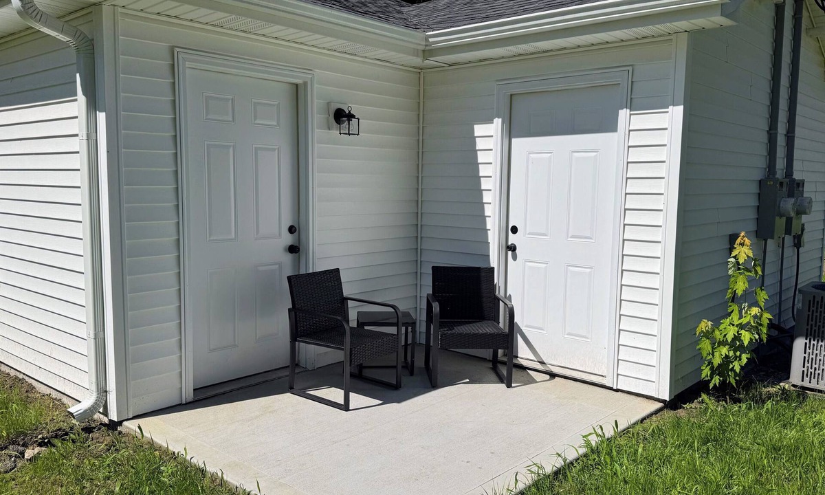 Hamilton House | Sewing Serenity B- 2 BR New Home in Hamilton, MO