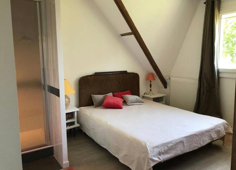 Sainte-Genevieve-des-Bois House | SGDB