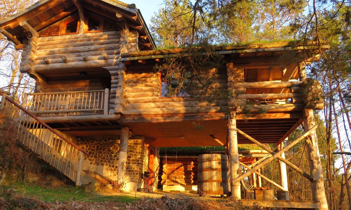 Saint-Martial de Gimel Ski Chalet | Shack Hans .