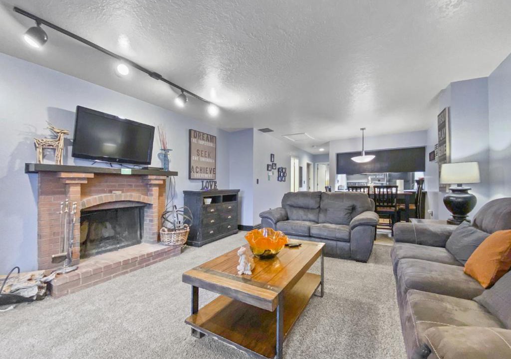 North Park City Apartment | Shadow Ridge 102 condo