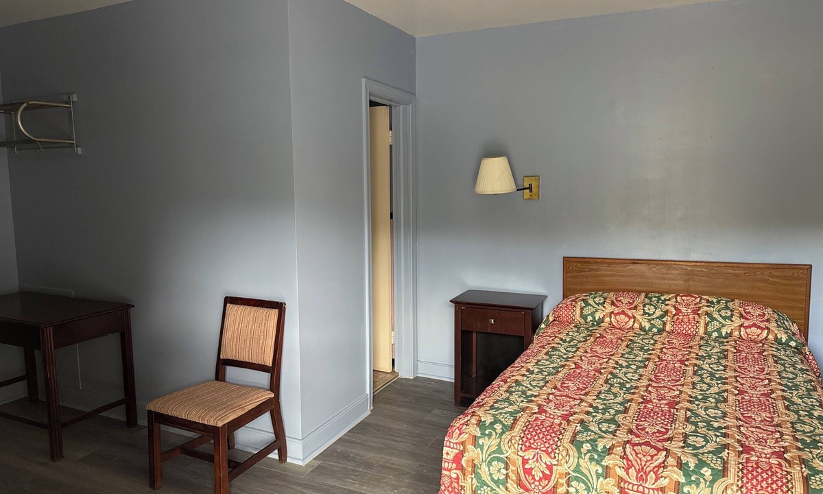 Ashland Hotel | Shady Grove Motel