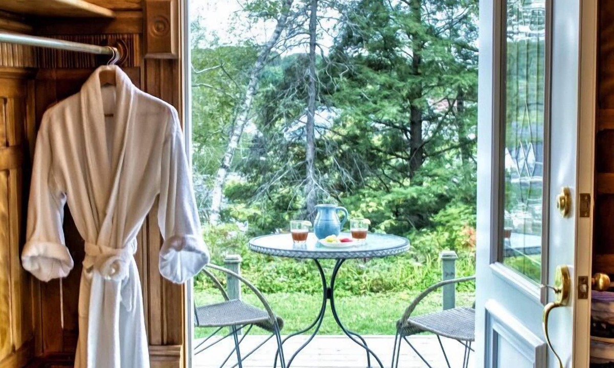 Florenceville-Bristol Bed & Breakfast | Shamrock Suites