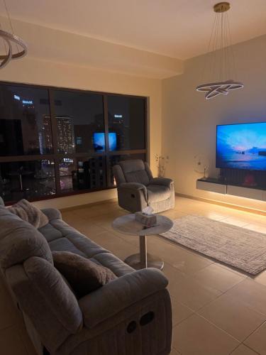 Jumeirah Beach Residence House | Shams Wa Bahar Vacation Homes Rental