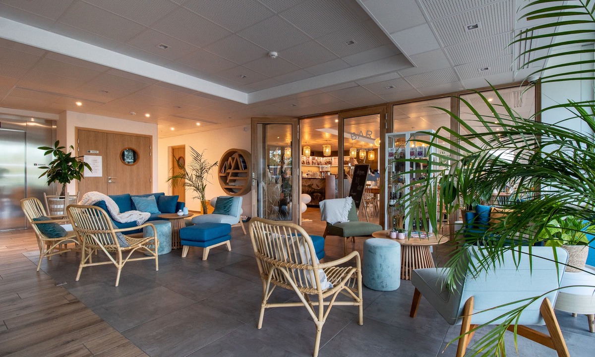 Chanaz Hotel | Shana Hotel & Residence