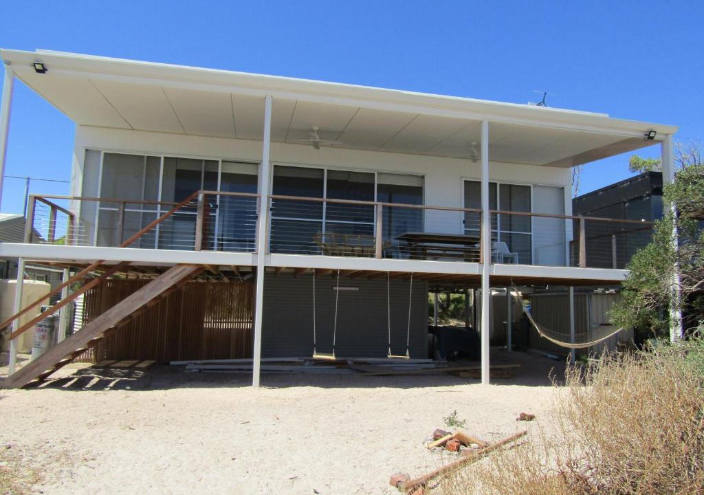 Minlacowie House | Shane's Shack