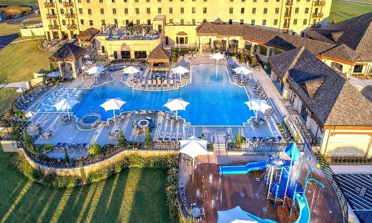 Afton Hotel | Shangri-La Resort