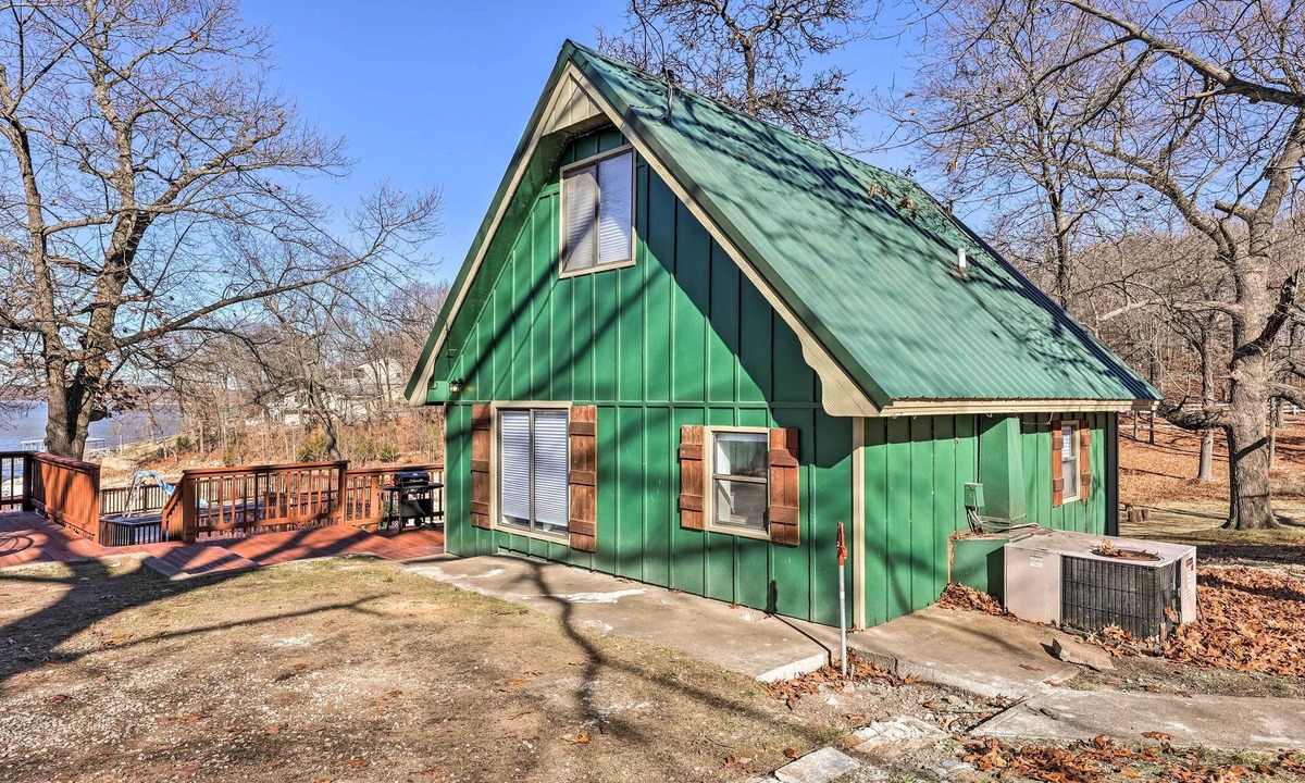 Grove House | Shared Dock & Seasonal Pool: Lakefront Grove Cabin