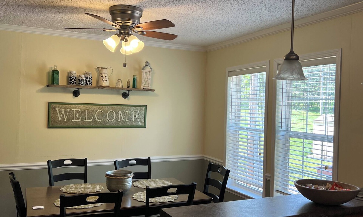 Winona House | Shawnee Creek Hideaway - Close to Eminence and the Jacks Fork River!