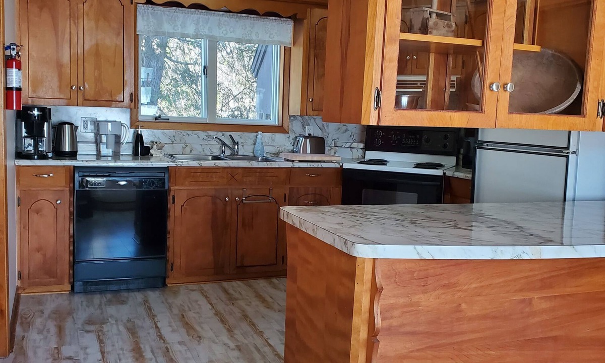 Sheguiandah Bed & Breakfast | Sheg Bay B&B lets you relax, recharge, and rediscover on Manitoulin Island.