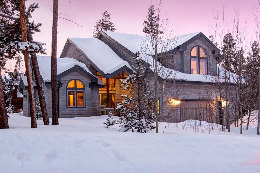 Breckenridge House | Shekel Haus