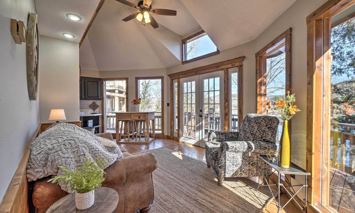 Shell Knob House | Shell Knob Guest House w/Lake View, Fire Pit