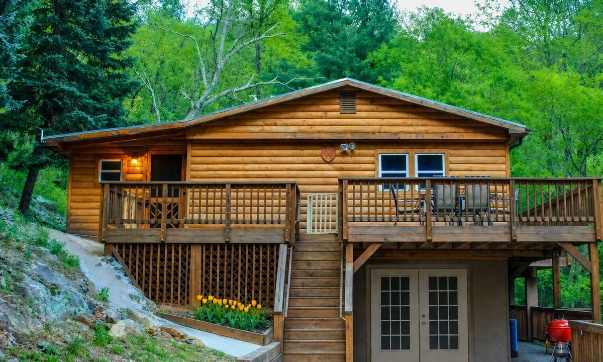 Stanley Cabin | Shenandoah National Park - Sauna - Log Cabin - Treehouse - Game Room