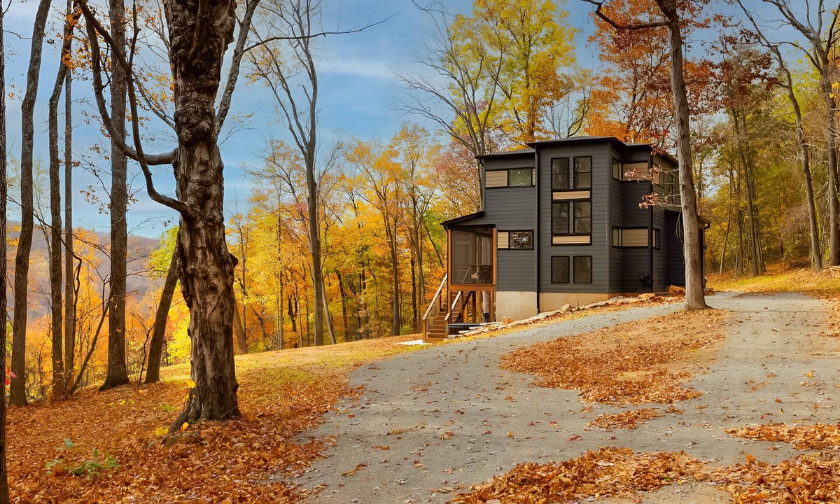 Stanardsville House | Shenandoah View Mountain Escape