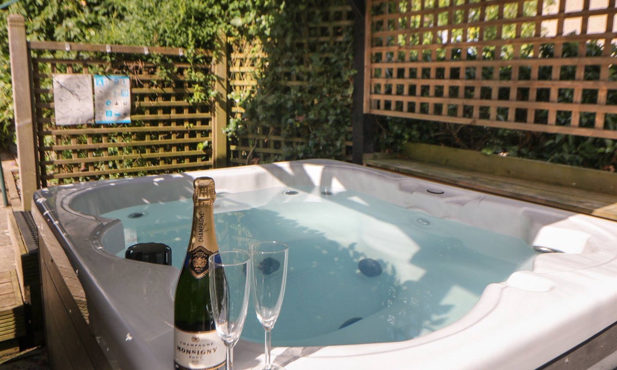 Buxton Cottage | Shenton Cottage