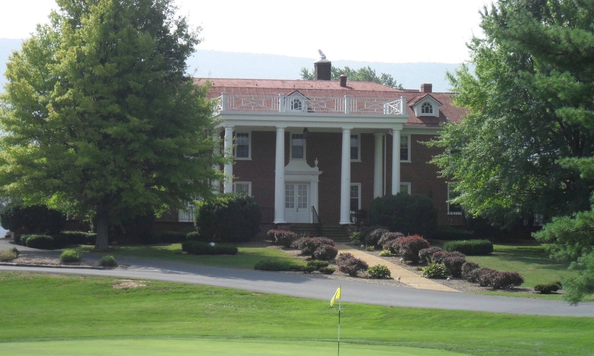 New Market Hotel | Shenvalee Golf Resort