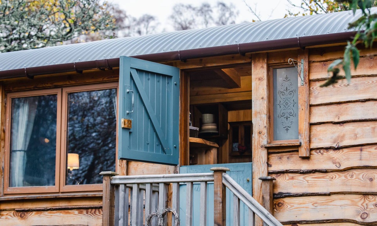 Balnain House | Shepherds Hut by Interhome