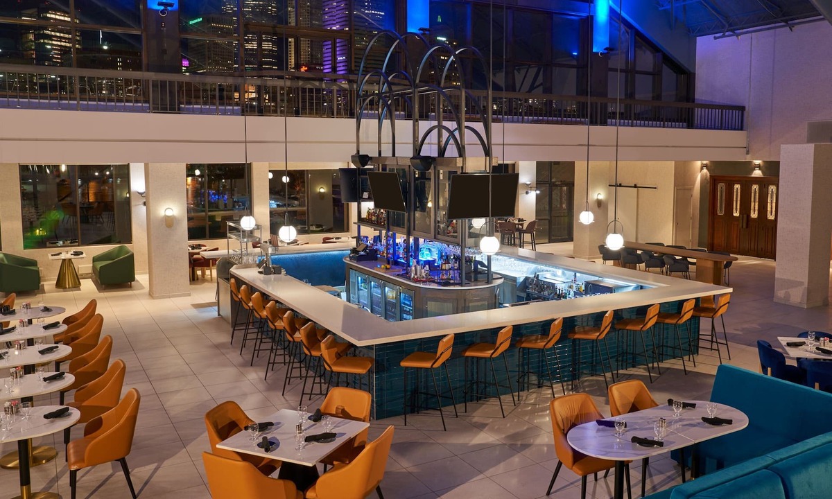 South Shore Hotel | Sheraton Pittsburgh Hotel at Station Square