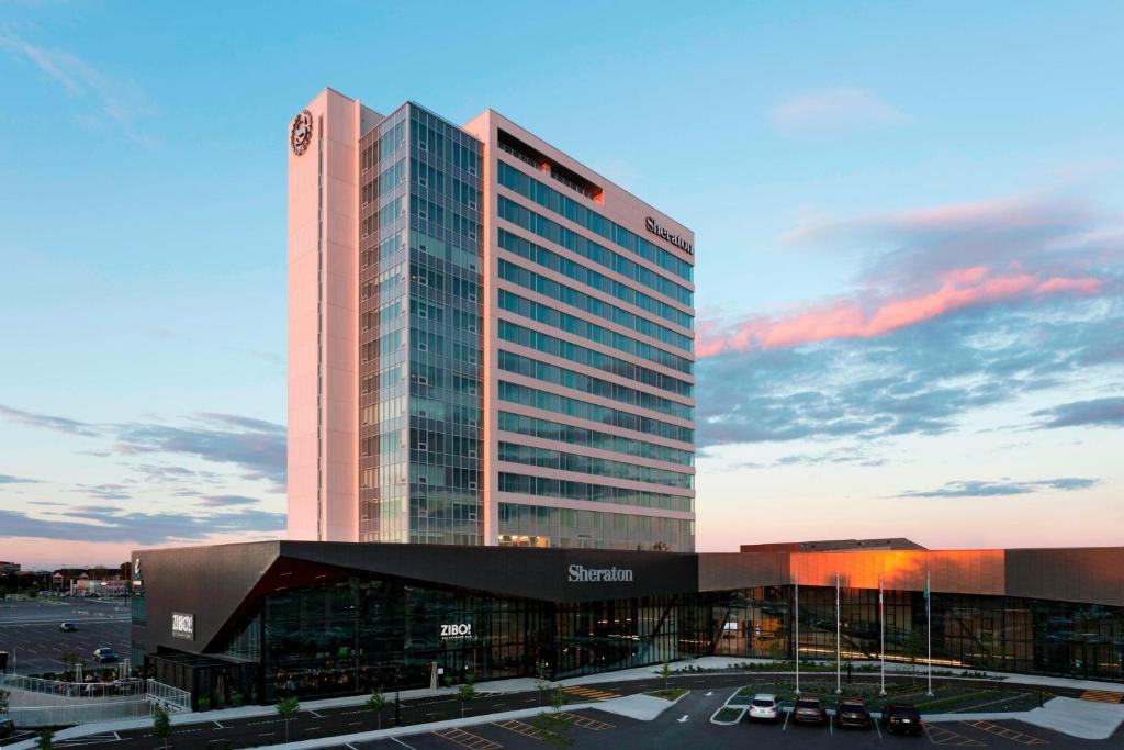 Saint Hyacinthe Hotel | Sheraton Saint-Hyacinthe Hotel
