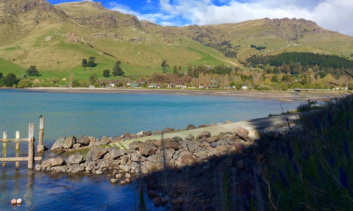 Christchurch District Cottage | Shiloh - Diamond Harbour Accommodation