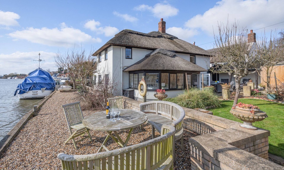 Reedham House | Ship Cottage - Reedham