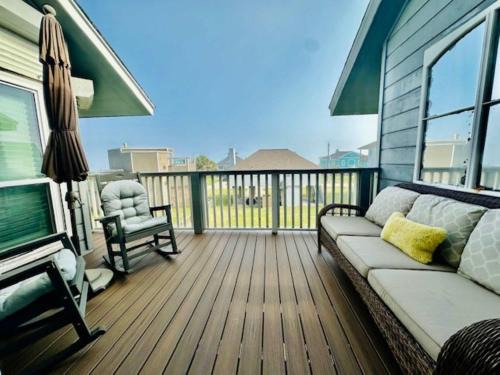 Galveston House | Shipwrecked Getaway For 6