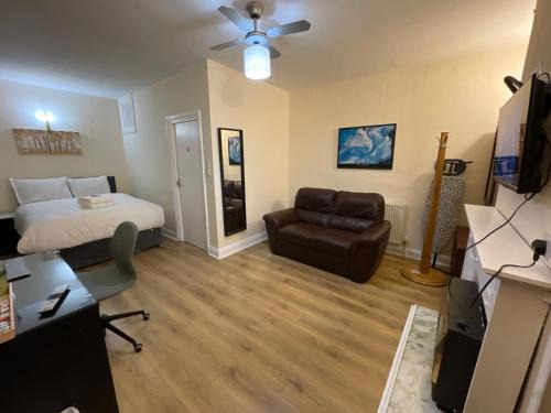 Kidbrooke with Hornfair House | Shooters Hill Stay