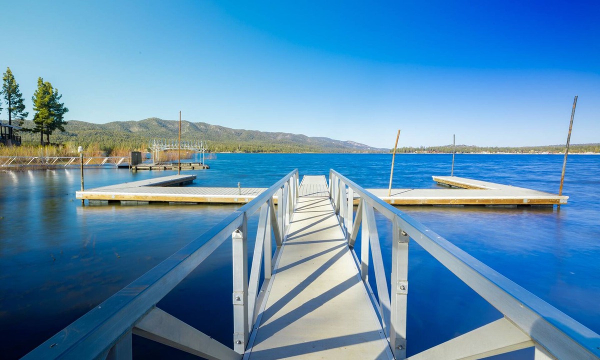 Big Bear Lake Cabin | Shore Acres Lakefront Lodge at Big Bear Lake