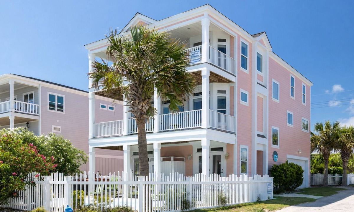 Pine Knoll Shores House | Shore Beats Workin', Almost Oceanfront House in Pine Knoll Shores, NC!