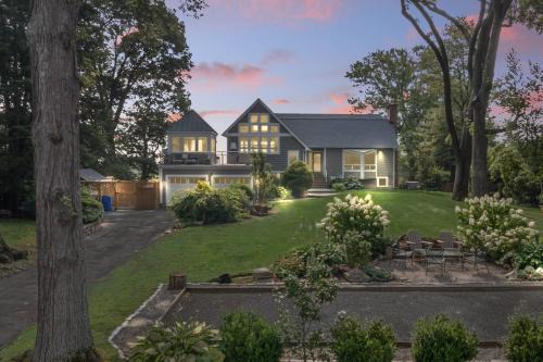 East Norwalk House | Shore Haven