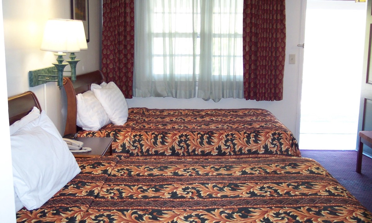 Allenwood Hotel | Shore Hills Motel