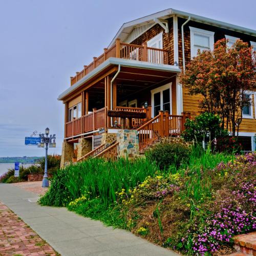 Benicia Bed & Breakfast | Shorelight Inn