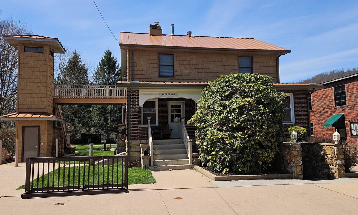 Confluence Apartment | Shoreline Estates - Bungalow