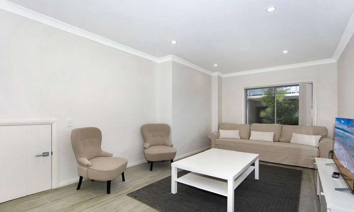 Booker Bay Apartment | SHORELINE RETREAT BOOKER BAY