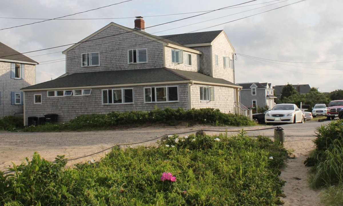 Ocean Bluff-Brant Rock House | Shoreline Serenity: Your Coastal Escape