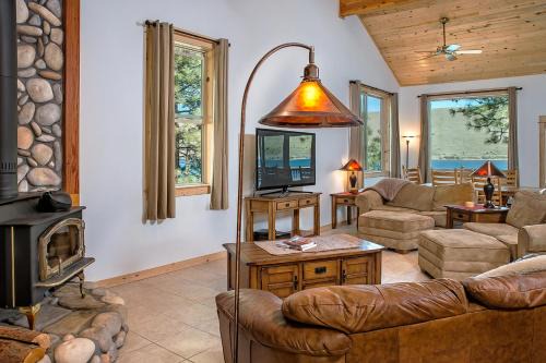 Joseph House | Shoreline