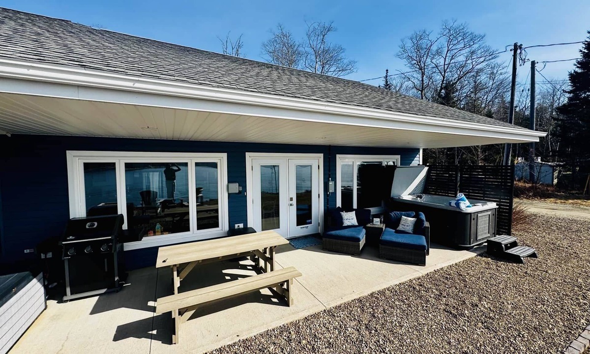 Mill Cove House | Shoreside Unit