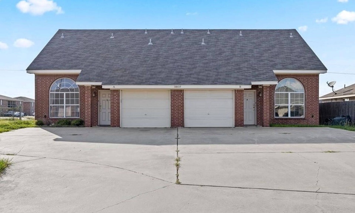 Killeen House | Short term rental! 1-6 months Duplex!