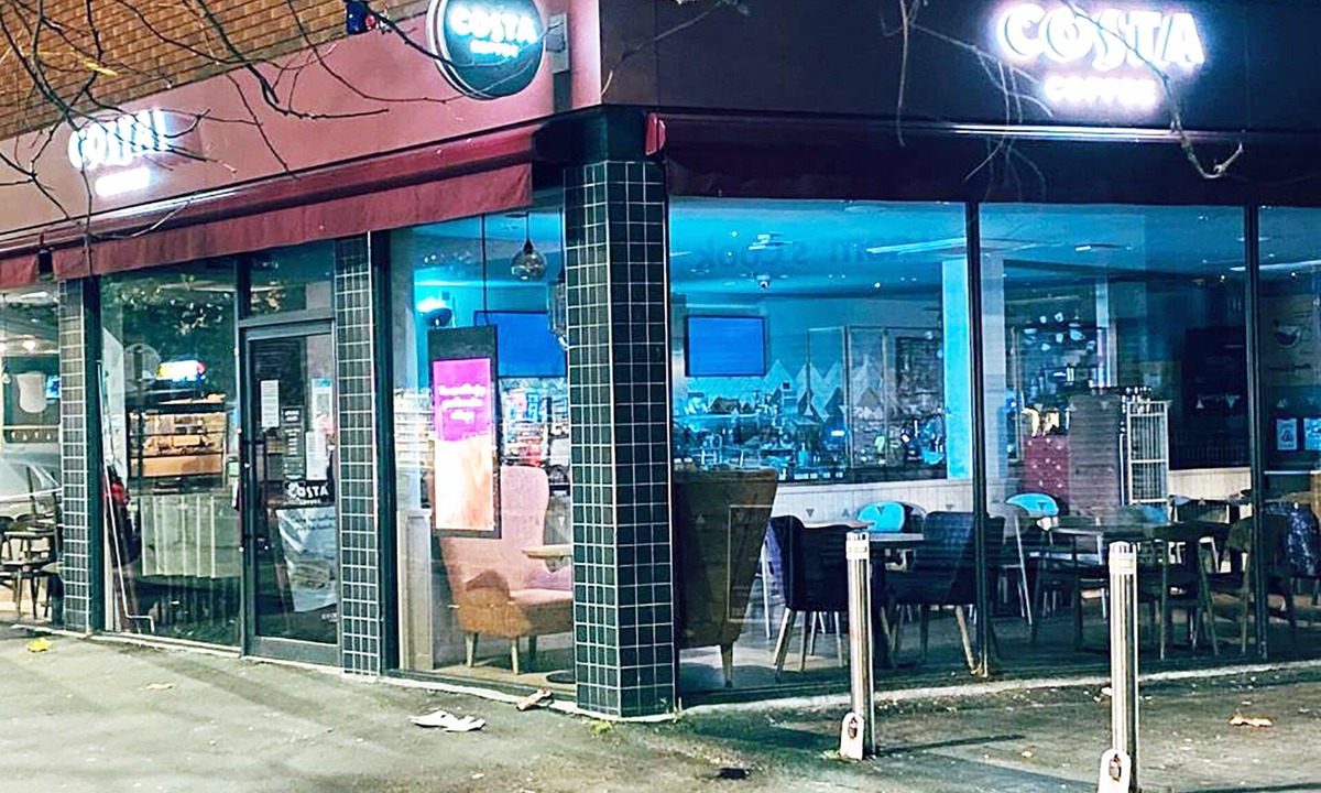 Chorlton-cum-Hardy House | Short Term Shared R&R In Chorlton