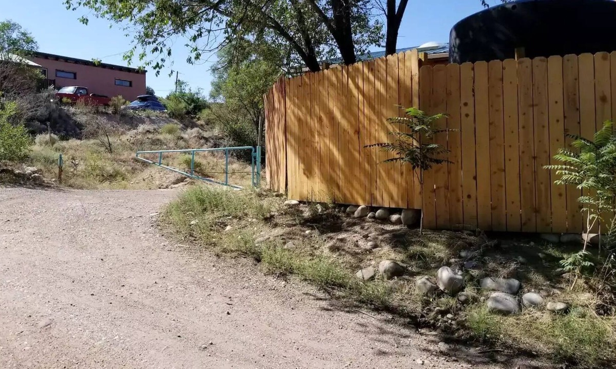 Ojo Caliente House | Short Walk From Ojo Hot Springs