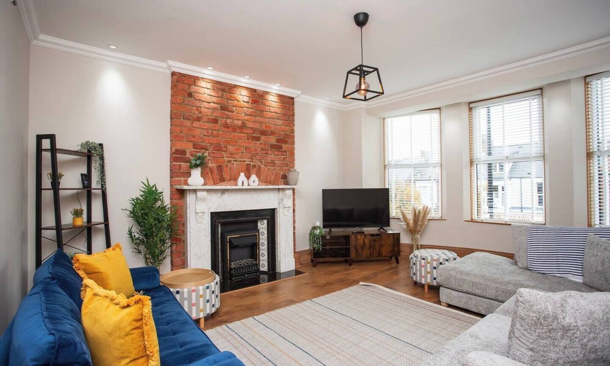 South Shields Apartment | Short walk to Ocean beach front