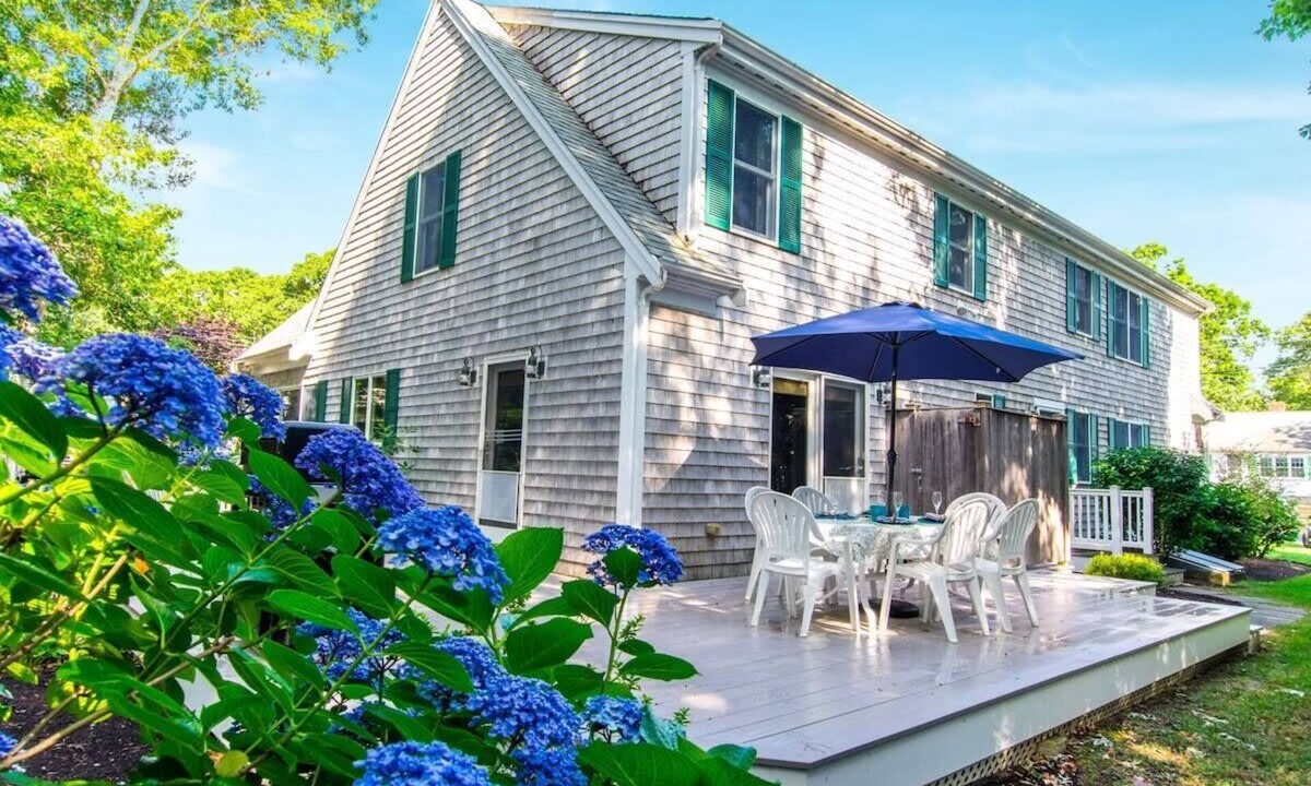 West Yarmouth House | Short Walk to Private Beach!