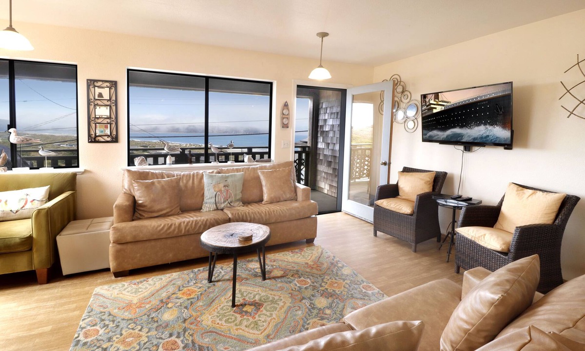 Dillon Beach House | Short walk to the beach