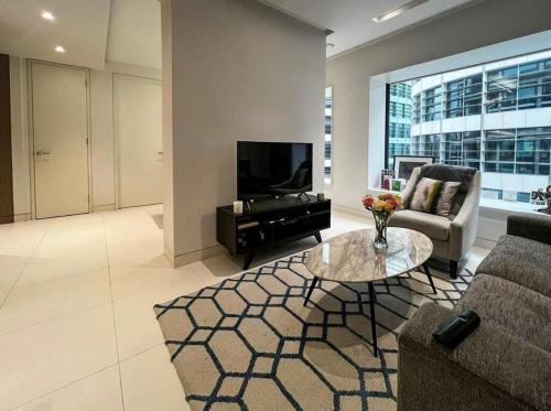 Tower Hill Apartment | SIAC Tower Bridge