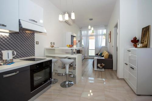 Plisac Apartment | Sibenik city center Apartment Sonia