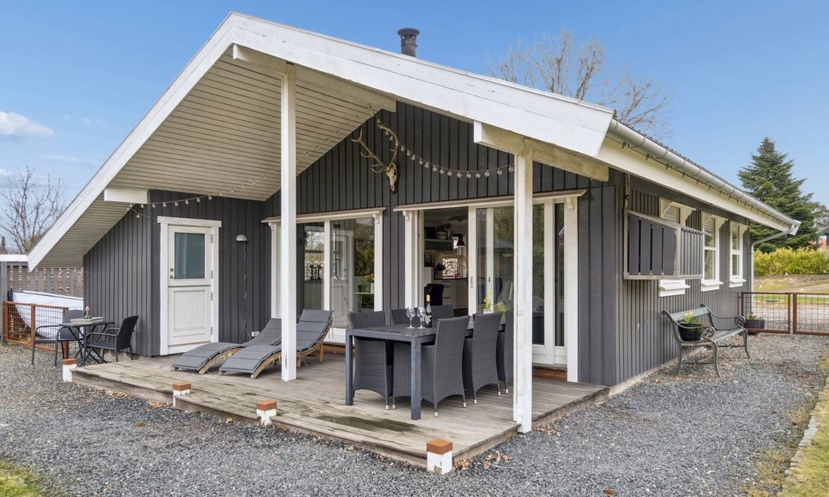 Udsholt House | "Sida" - 1.5km from the sea by Interhome