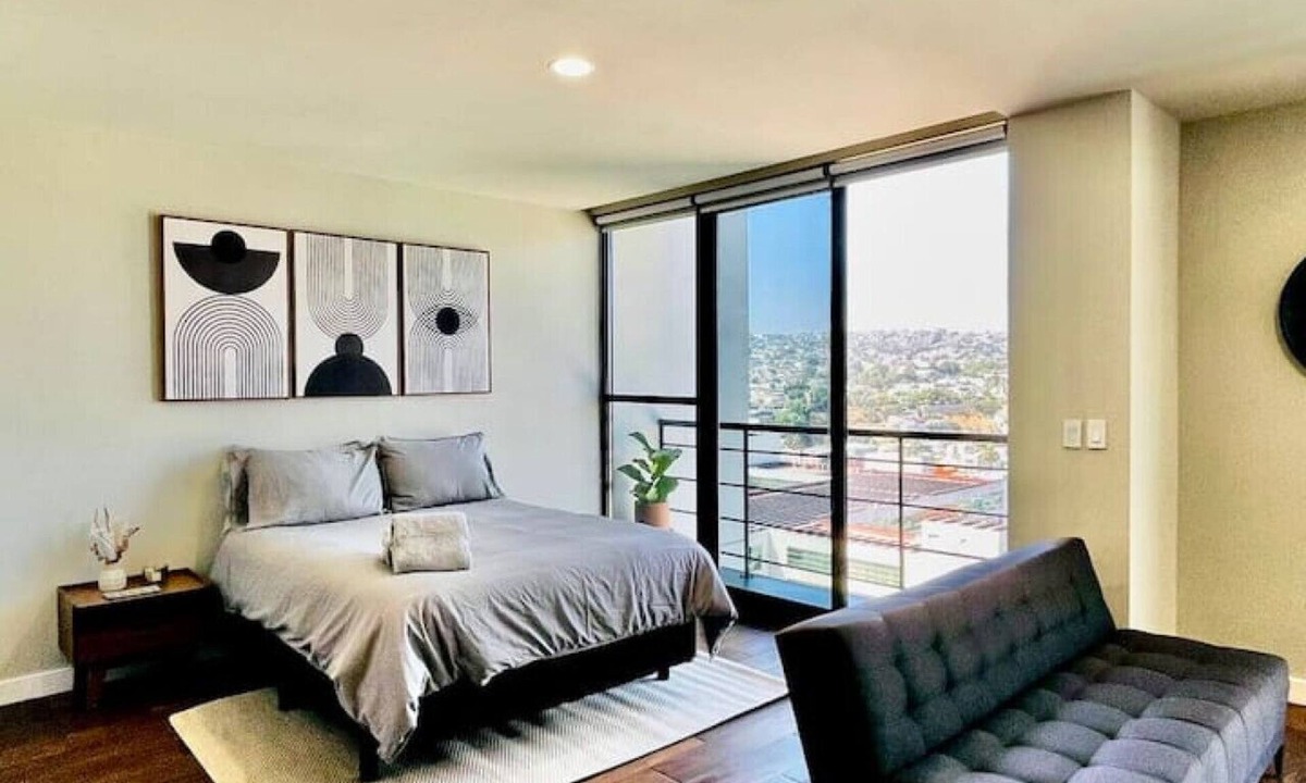 Avenida Revolucion Apartment | SIE7E by Cosmopolitan Tijuana