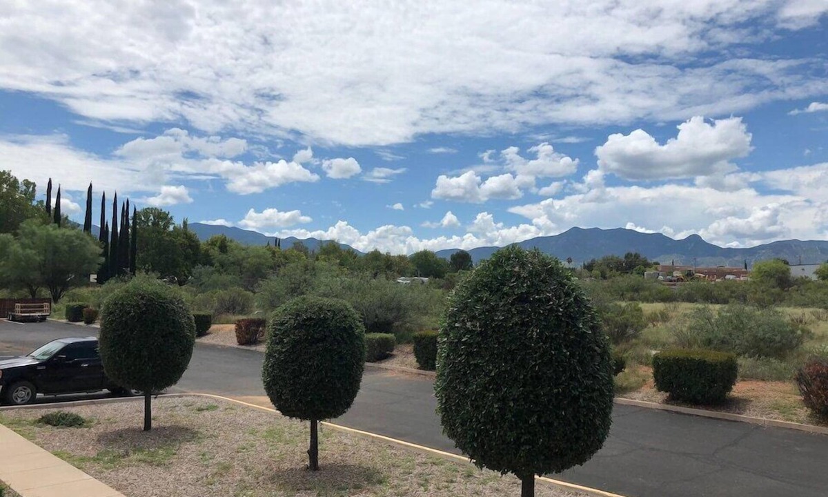 Sierra Vista Hotel | Sierra Inn